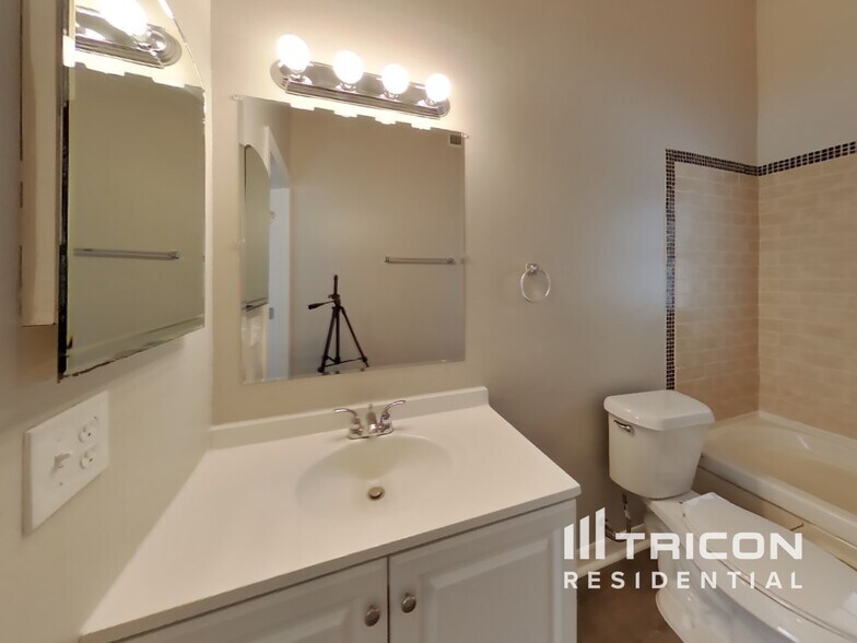 Building Photo - 2814 Timberway Pl