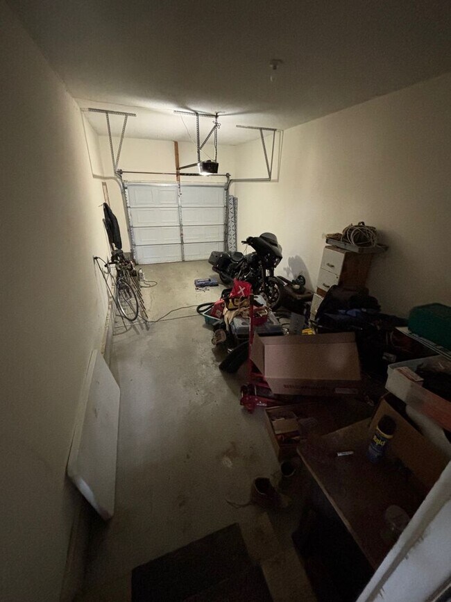 Building Photo - 6583-6585 Niagara Cir.