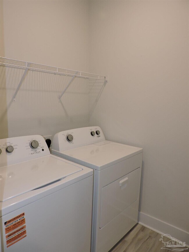 Building Photo - 5851 Sargassum Ln