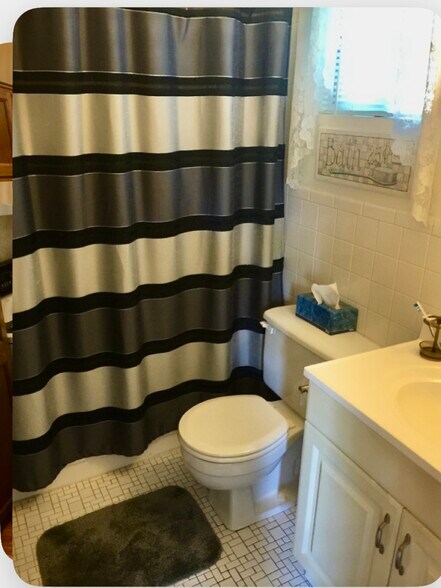 Full Bath - 111 Arlington Rd