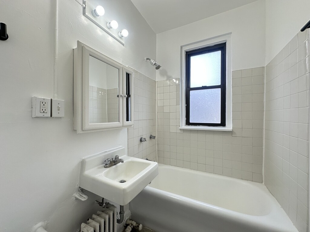 Building Photo - 3810 N Fremont St