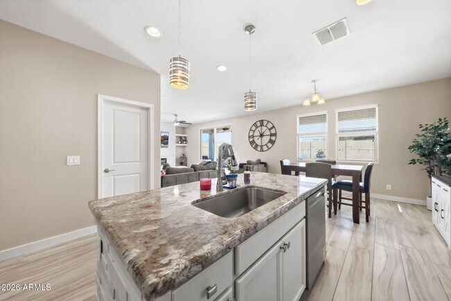 Building Photo - 12644 W Nogales Dr