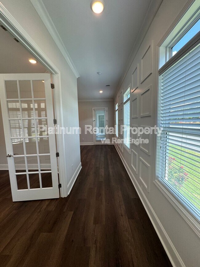 Building Photo - 2087 Abode Wy