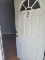 Building Photo - 891 Brian Ln