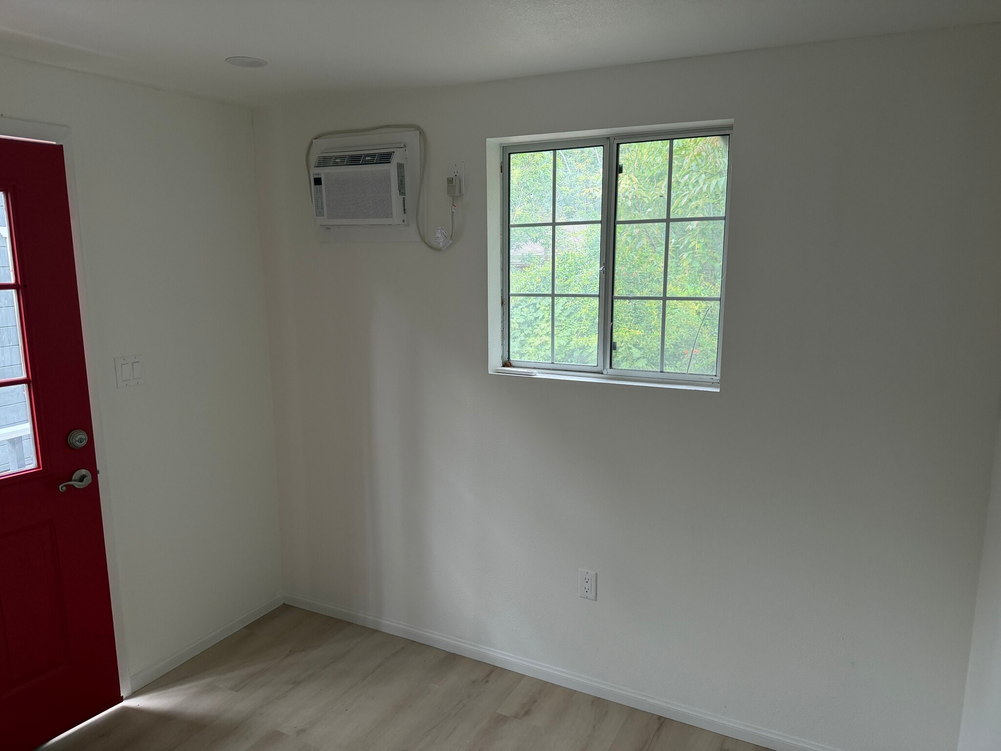 Office/storage - 881 Terrace 49