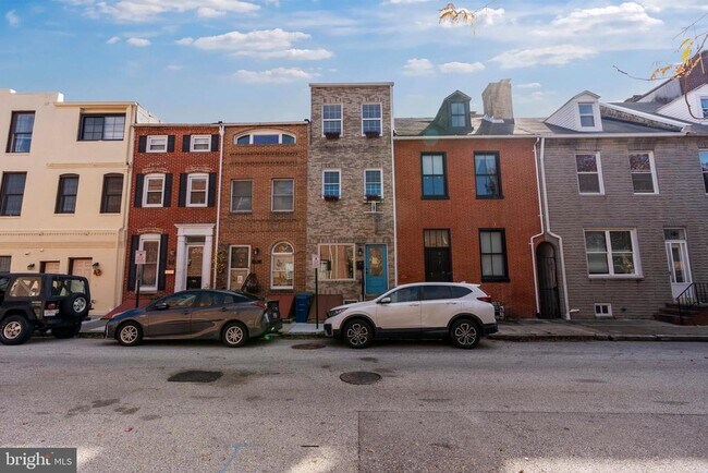 Building Photo - 919 Stiles St