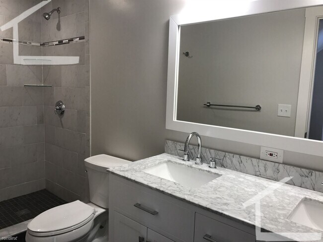 Building Photo - 5 br, 3 bath Duplex - 134 Parsons St 2