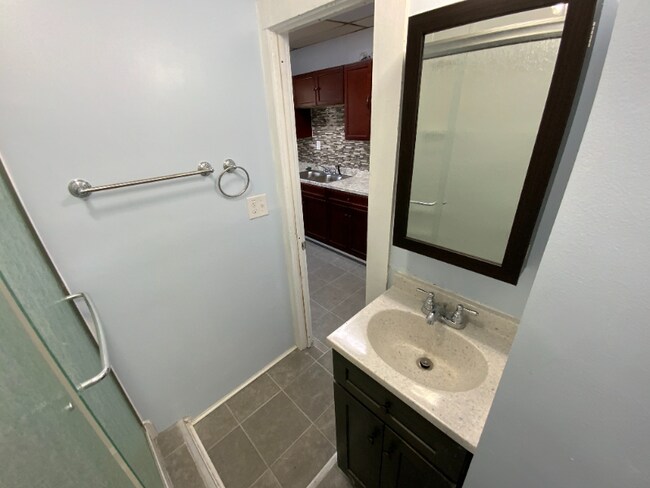 Building Photo - 263 Division St