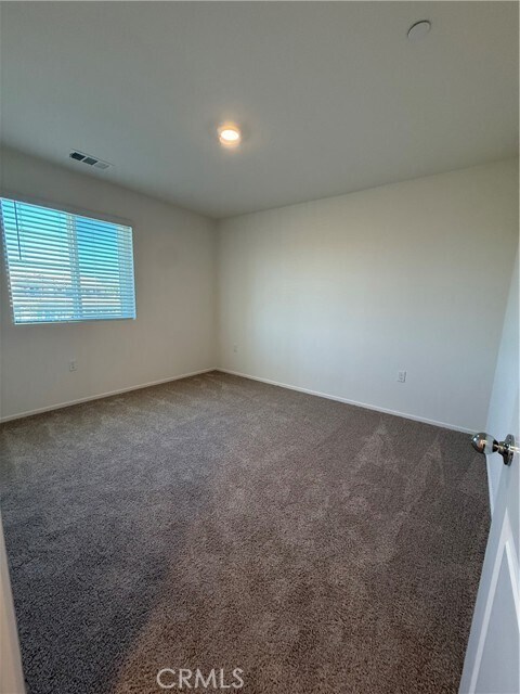 Building Photo - 479 Hollyhock Cir