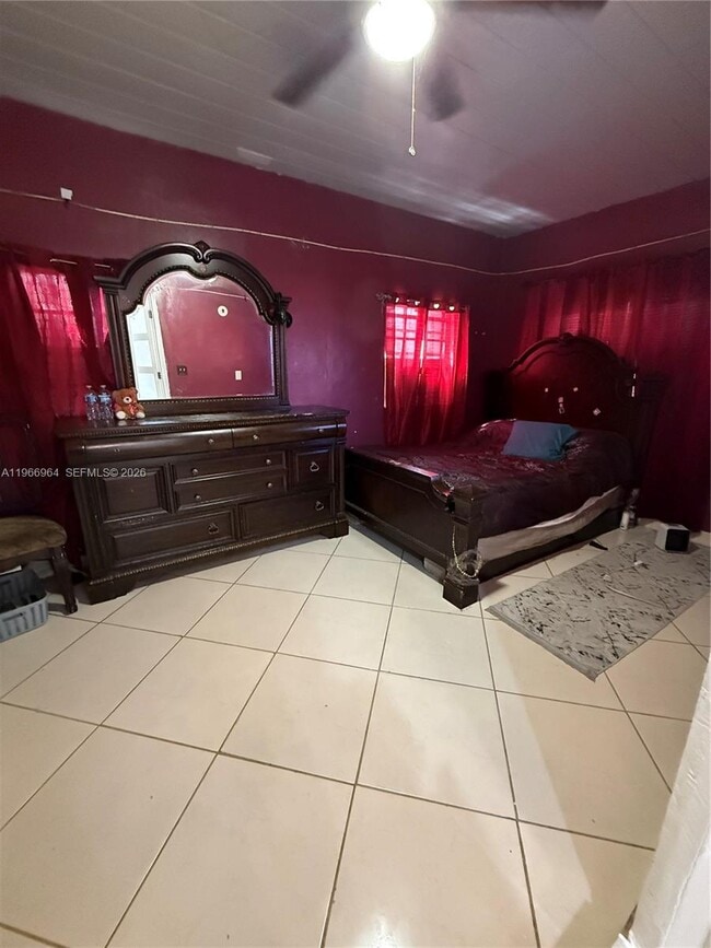 Building Photo - 7666 La Salle Blvd