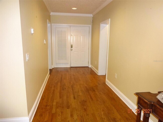 Building Photo - 1144 Delaney Ave