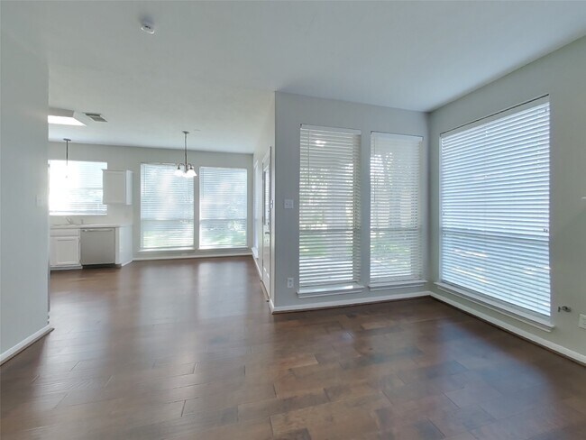 Building Photo - 1735 Wilderness Park Ct