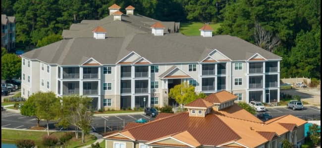 Building Photo - 395 S Crow Creek Dr NW