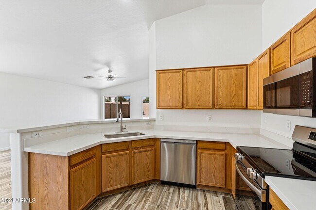 Building Photo - 17482 W Caribbean Ln