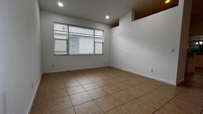 Building Photo - 2937 SW Chatham Ln