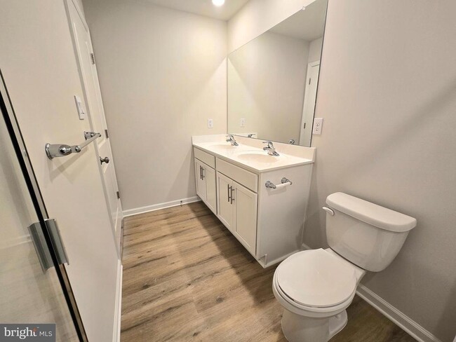 Building Photo - 8 Whaler Dr
