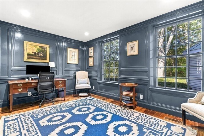 Building Photo - 2 Phillips Pond Rd