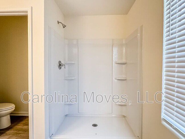 Building Photo - 6015 Willutuck Dr
