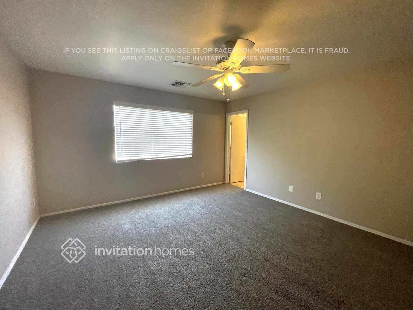 Building Photo - 15440 W Gelding Dr