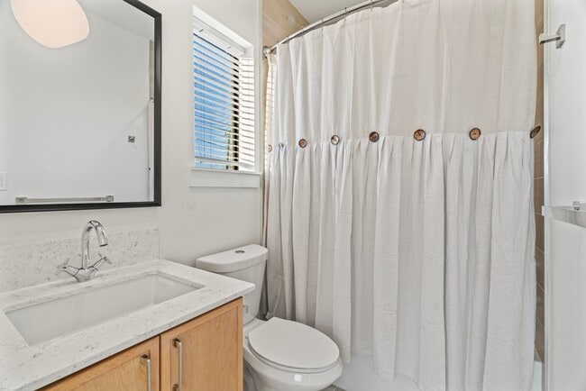 Building Photo - 3802 Commerce St