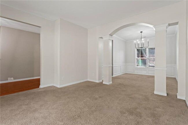 Building Photo - 2067 Peach Shoals Cir