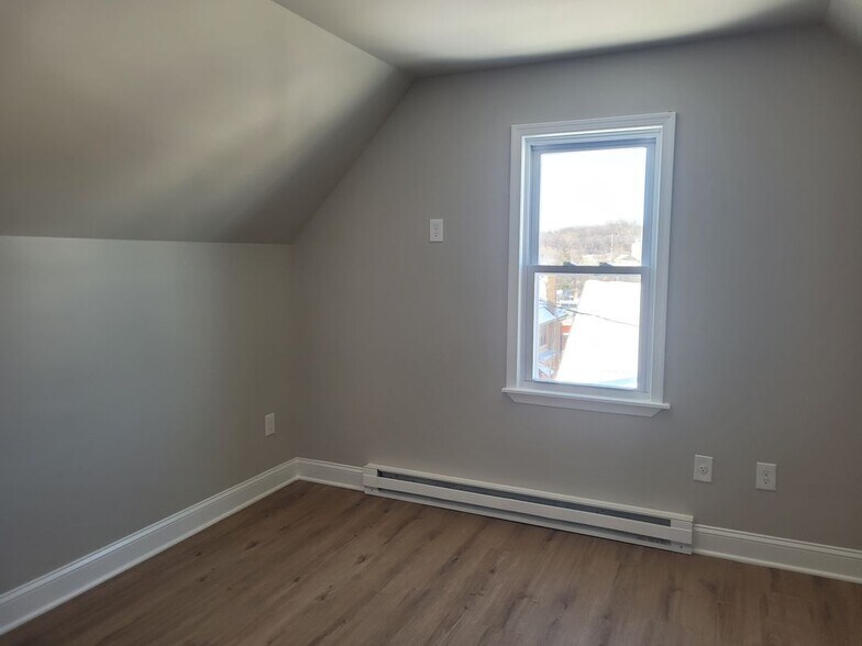 Building Photo - 2006 Washington Ave