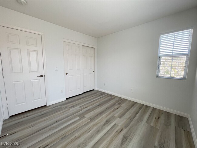 Building Photo - 8413 Lower Trailhead Ave