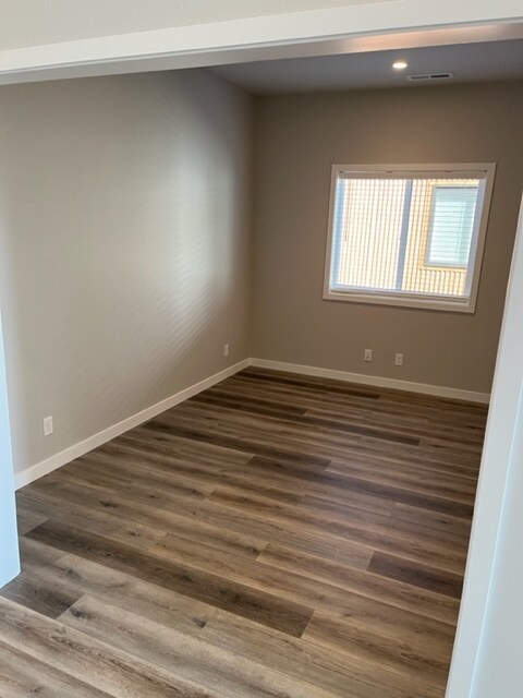 Building Photo - 1520 W Moselle Dr