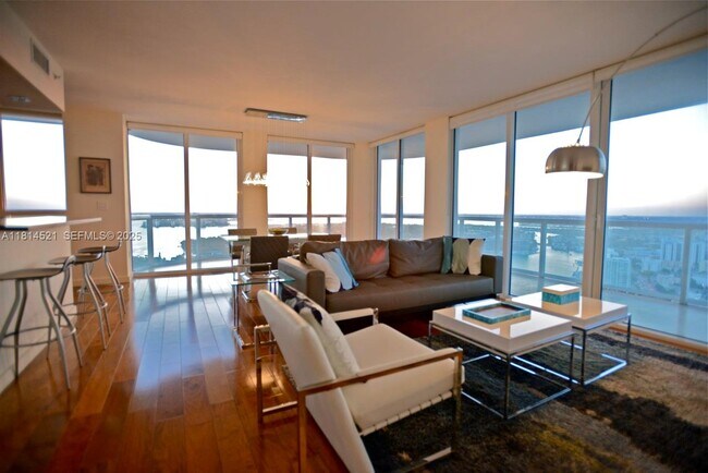 Building Photo - 6365 Collins Ave