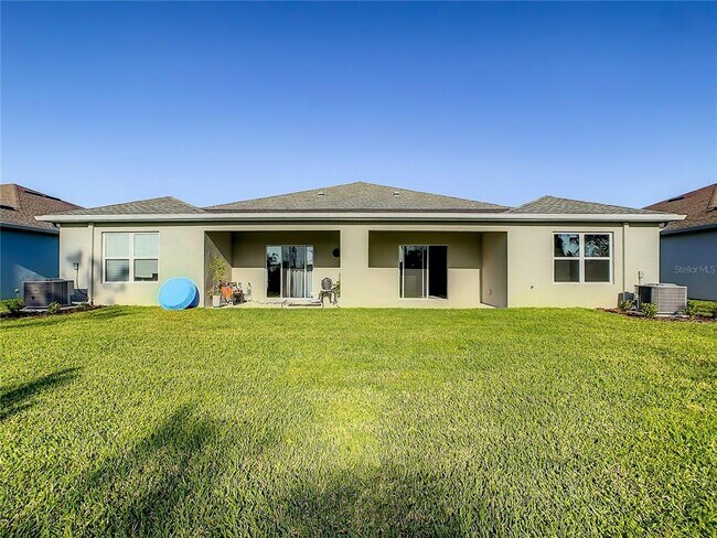 Building Photo - 1826 West Palms Drive