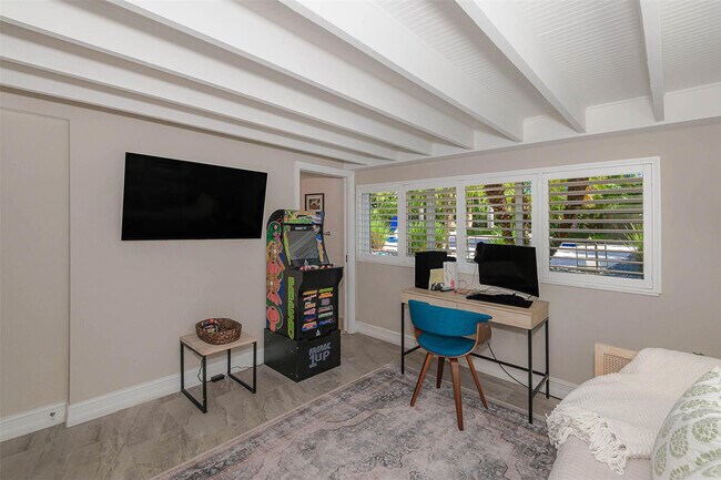 Building Photo - 1936 Harbour Inlet Dr