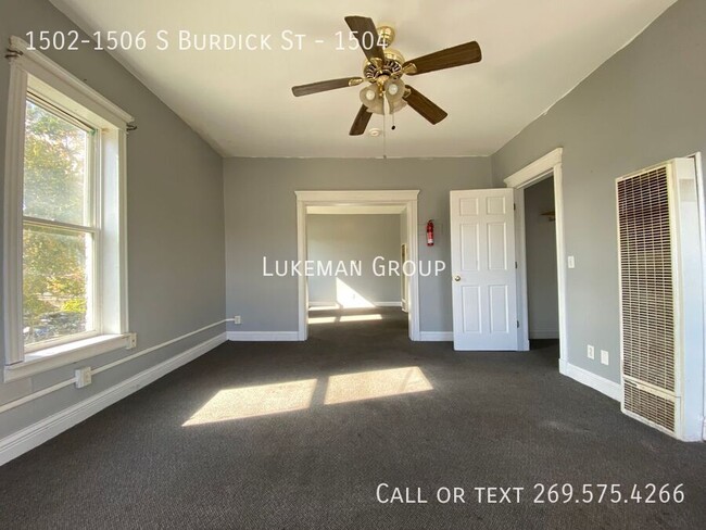 Building Photo - 1502-1506 S Burdick St-1504