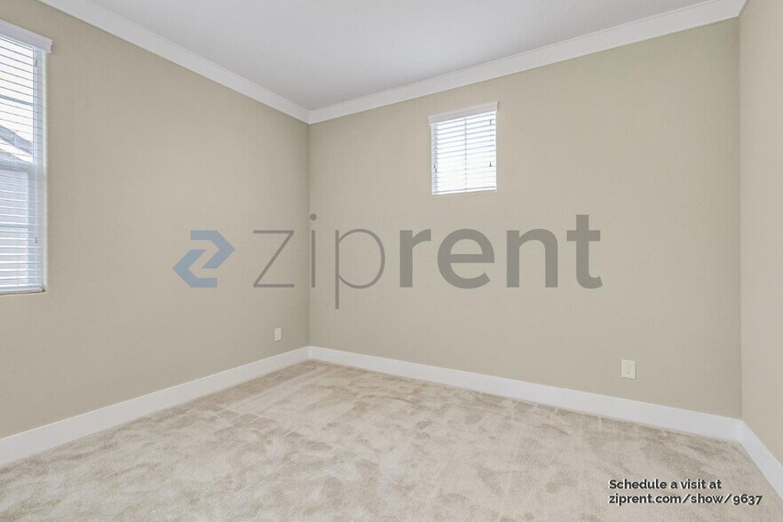 Building Photo - 778 Hydrangea Dr