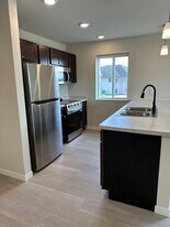 Building Photo - The Arnie Apartments