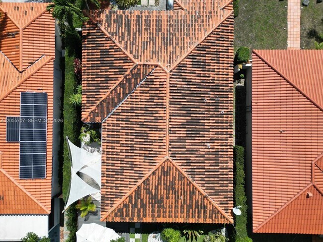 Building Photo - 625 Bird Rd