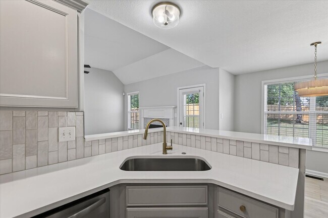 Building Photo - 3109 Holly Point