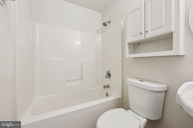 Building Photo - 11607 River Meadows Way