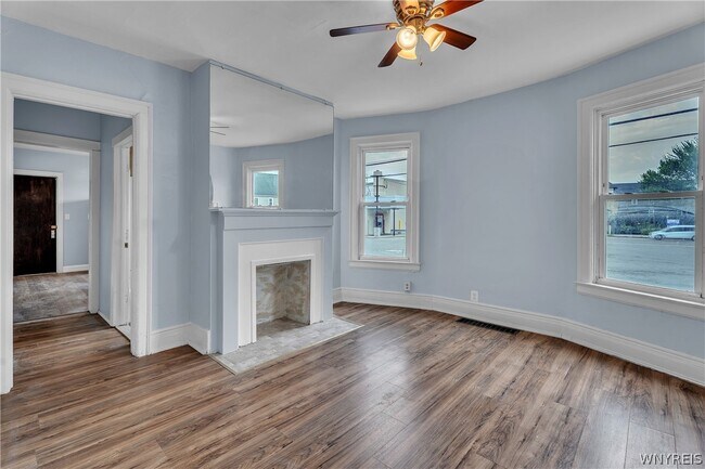 Building Photo - 212 Lockwood Ave