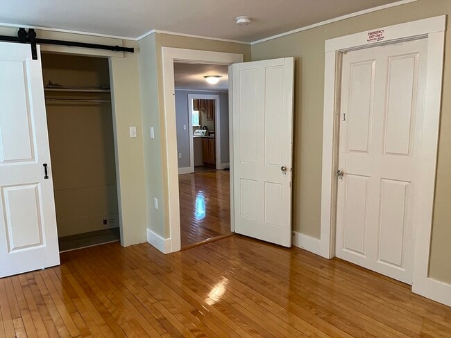 Building Photo - 52 Elmwood St