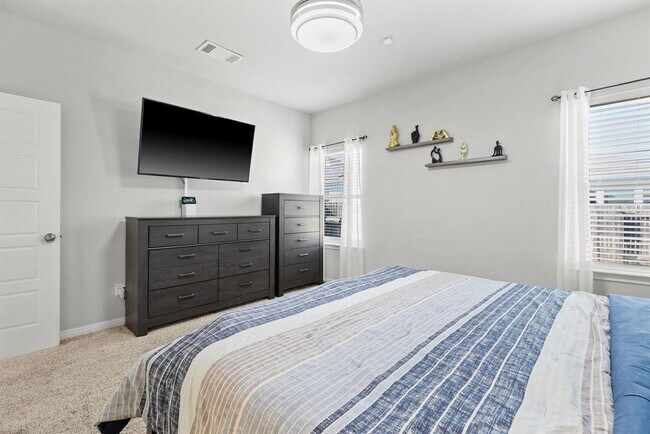 Building Photo - 241 El Dorado Rd