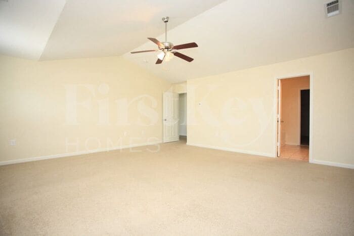 Building Photo - 413 Lind Point Ln