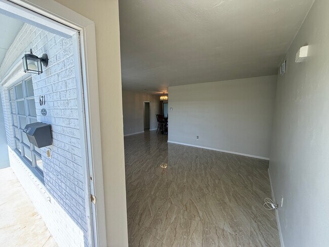 Building Photo - 671 NW 17th St