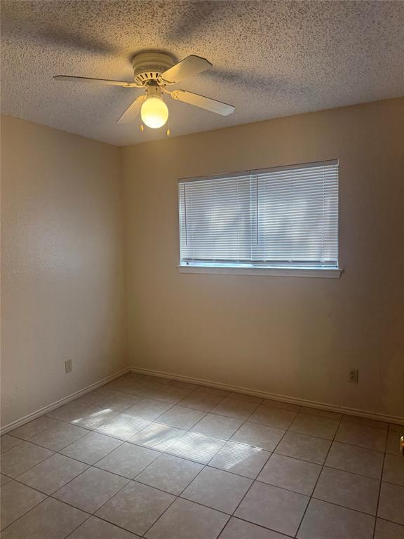 Building Photo - 405 Whitetail Dr