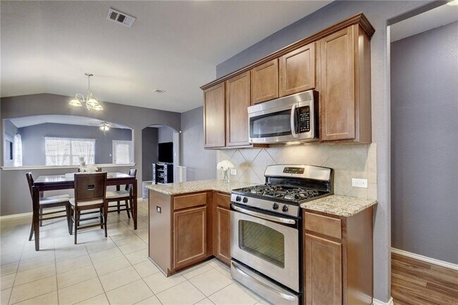 Building Photo - 1036 Estival Dr