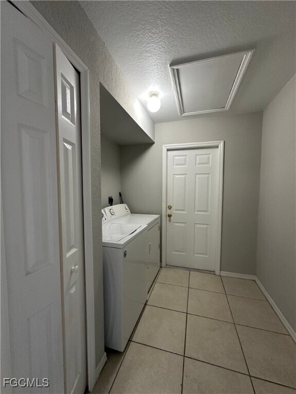 Building Photo - 1405 SW 10th St