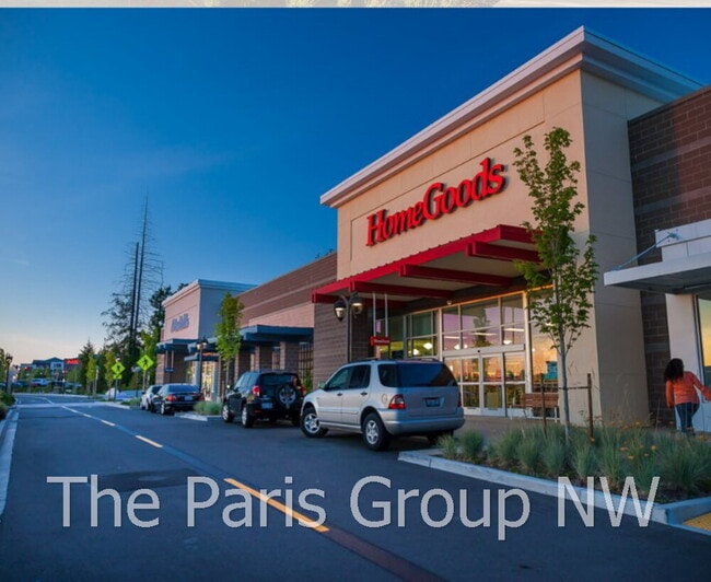 Building Photo - Stylish Model Hm in Issaquah Highlands * Park-Facing, EV Charger, Designer Upgrades & Very Walkable!