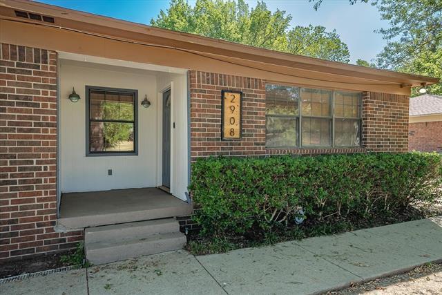 Primary Photo - 2908 Lynell Dr