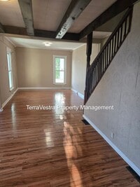 Building Photo - Single Family in Millville!