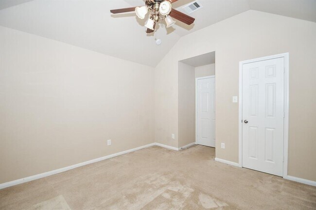 Building Photo - 2022 Haven Springs Ln