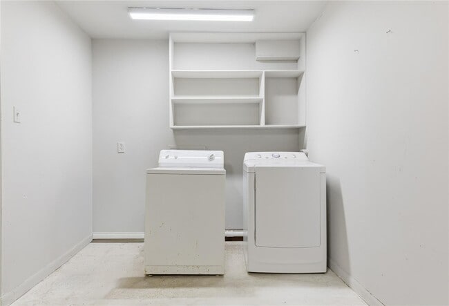 Building Photo - 7535 Olympia Dr